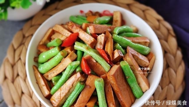 猪肉太贵吃不起,不如吃这菜,做法简单味道好,比吃肉过瘾