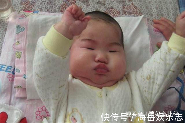 身体不适|宝宝经常“伸懒腰”,母亲不当回事,学医的小姨却十分在意