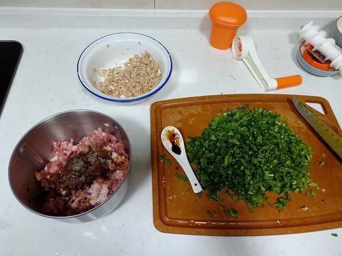 太鲜美了！这3样搭配包饺子，婆婆一口一个吃了2大碗