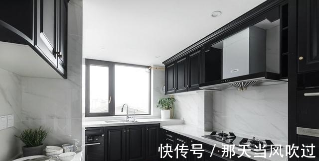老婆|老婆将大阳台隔出两间屋，168㎡四居妥妥变五房，谁看谁羡慕！