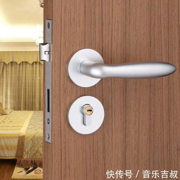 地板|新房装修保持清醒!这12个地方没必要多花1分1厘,白送我都不要