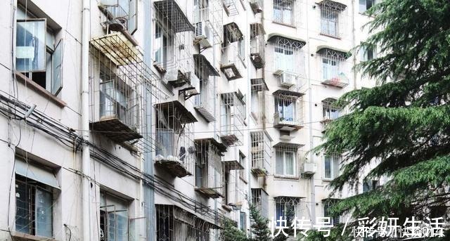 安装|老房子“加装电梯”，一楼住户为何纷纷反对？这3点原因很现实