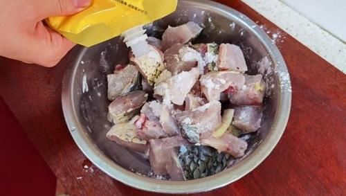 鱼肉|入秋后,带鱼鲫鱼靠边站,这鱼要多吃,肉厚刺少营养高,别不懂吃