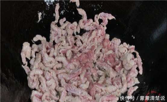 今天才知道，不管炒什么肉都不能加淀粉！学会这3点，香嫩又入味