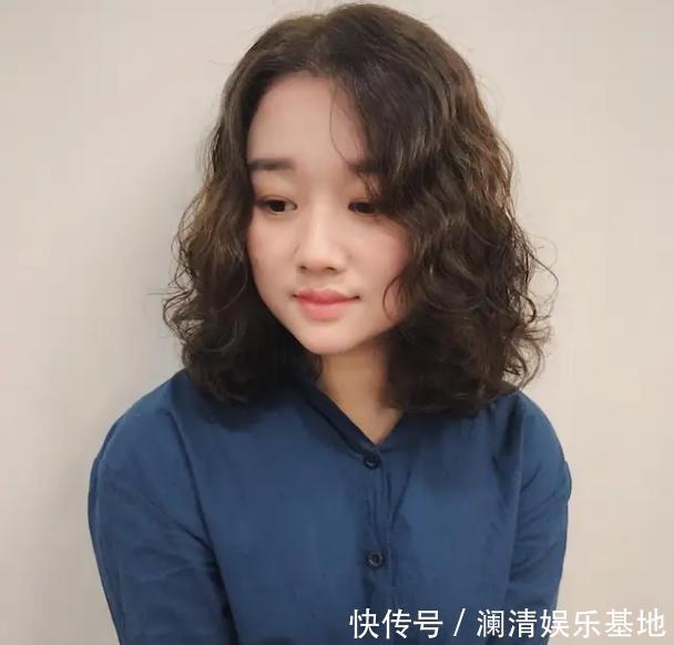 发质|奔四奔五的女人,推荐剪掉长发梳短发,原因有5点,重点不是好看