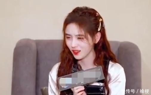 懵懂|鞠婧祎才是“凡尔赛”鼻祖,懵懂无辜式自夸美貌,手把手教你凡学