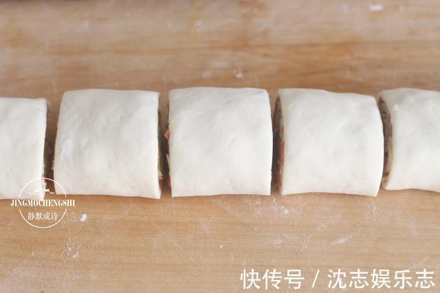 包子|面粉换个做法,比包子简单,比馒头好吃,刚出锅孩子就吃了俩