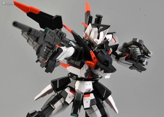 整体造型|78官测：橘猫工业 Code Beast 百刃