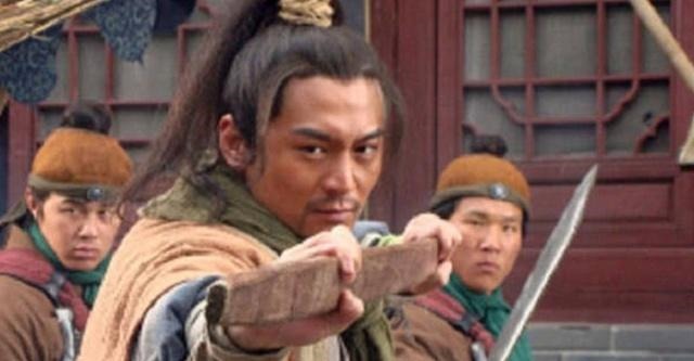 宋江都@梁山上傲气真英雄有5个,武松鲁智深只排2,3名,第1当之无愧!