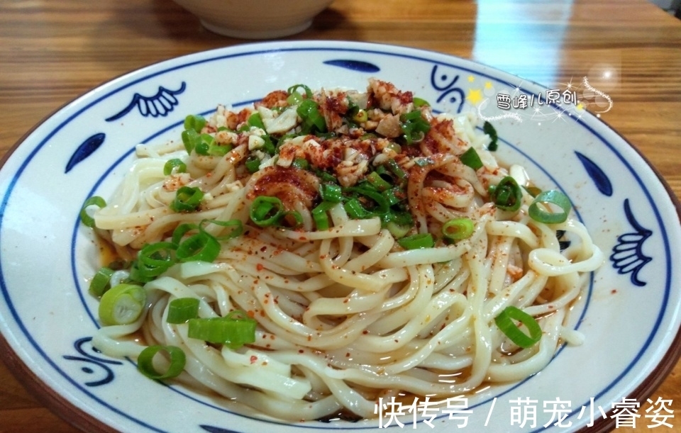 馄饨|早餐这样做真简单,一人一碗吃得热乎乎浑身暖和,全家老小都喜欢
