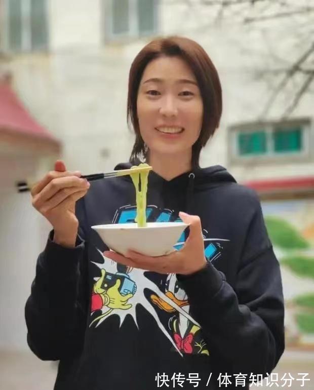 世联赛|恭喜李盈莹!她或成为新队长!张常宁准备婚礼缺席世界女排联赛!