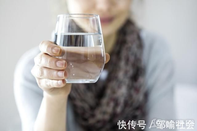 寿命|早餐决定你的寿命医生早上空腹时,再饿也不能碰2种食物