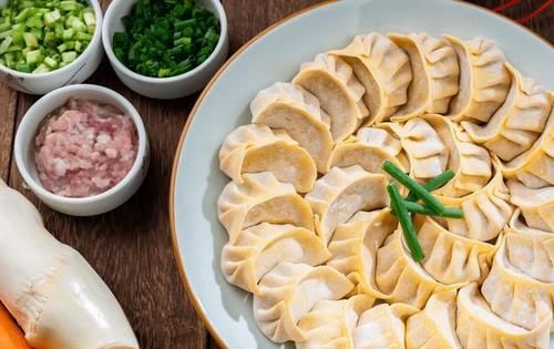 初伏|明日入伏,6种传统美食记得吃,顺应节气好度夏,家人常吃身体棒