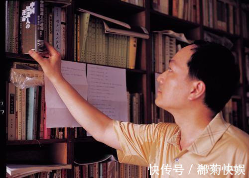 钱穆!陈寅恪被捧过头,成为网红是闹剧易中天多数人是伪装能读懂他