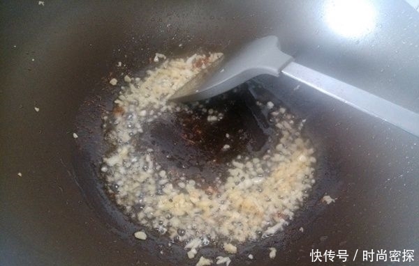 最爱给我女儿做的一道菜,补钙又护眼,一顿饭一个菜就够了