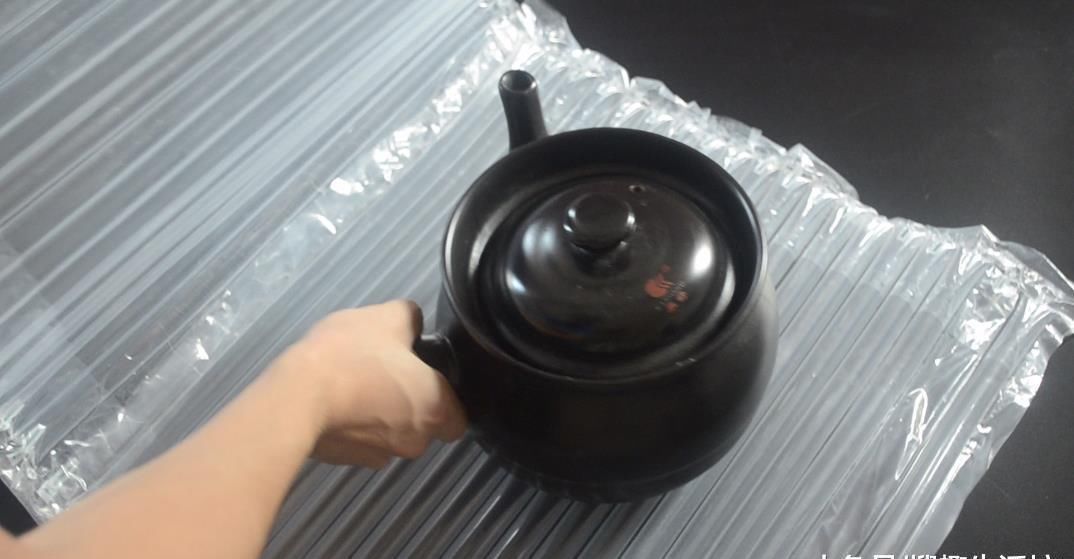 快递里的防震气泡柱别再扔了, 它还有这3大妙用, 简直太实用了