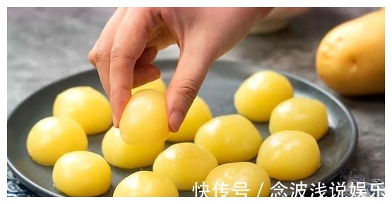 香菇|自制像果冻一样Q弹的土豆,简简单单的几步,让你吃不一样的土豆