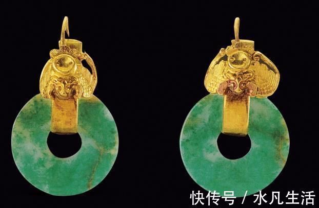 圆环|复古风再次刮起来，翡翠首饰造型富有立体感，代表国风首饰的特色