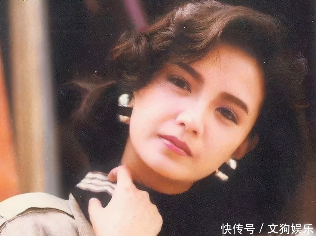 演成|5个不同版本的郭襄,她演成了经典,而她却被嘲郭大妈