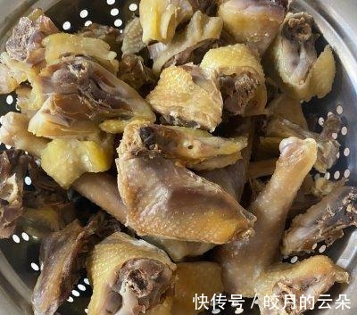 让美味又营养的地锅小公鸡,满足你的胃吧!让美味又营养的地锅小公鸡,满足你的胃吧!