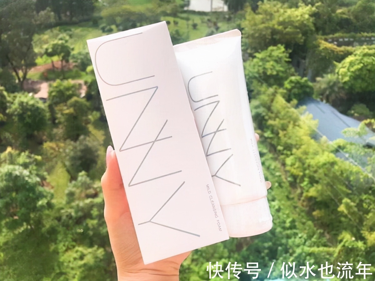 清洁|补水洗面奶推荐:轻松深层清洁,不仅能够温和洁净而且温润滋养