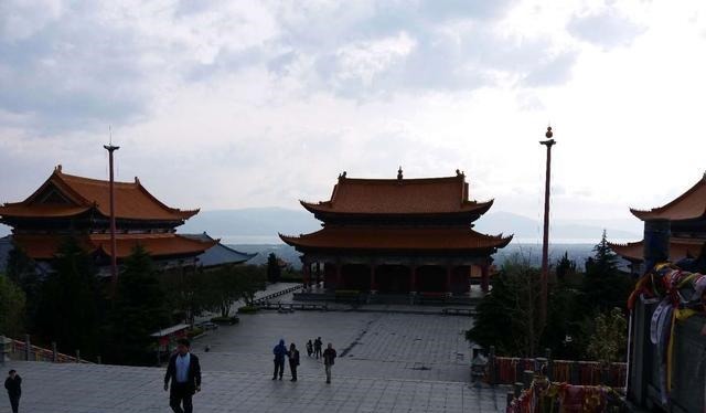 最长|“妙香佛国第一寺”,自古以来皇帝出家最多,还是国内最长寺庙