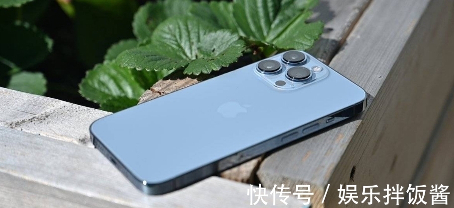 员工|富士康招募20万员工不管用？iPhone13仍出现缺货，库克如何应对？