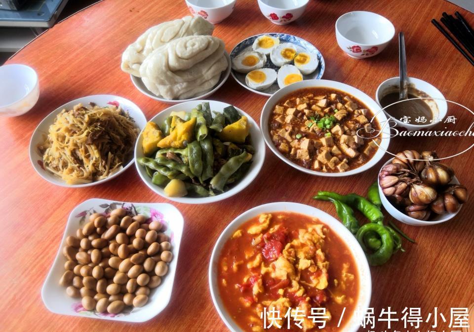 酸菜|在内蒙农村吃饭，6道家常菜吃着实惠，虽然没卖相，但吃着真香啊