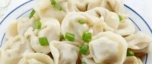 做饺子馅时,放这种“油”最香,饺子店传出来的秘方,不学就亏了