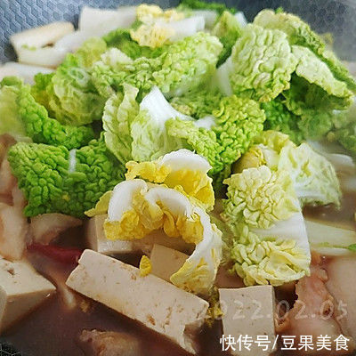 黄心乌|在家不知道吃什么，吃卤肉菘菜烧豆腐就对了