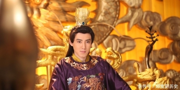 是从|大明风华:都是从太孙逐步称帝,为何朱瞻基比建文帝坐得更稳?