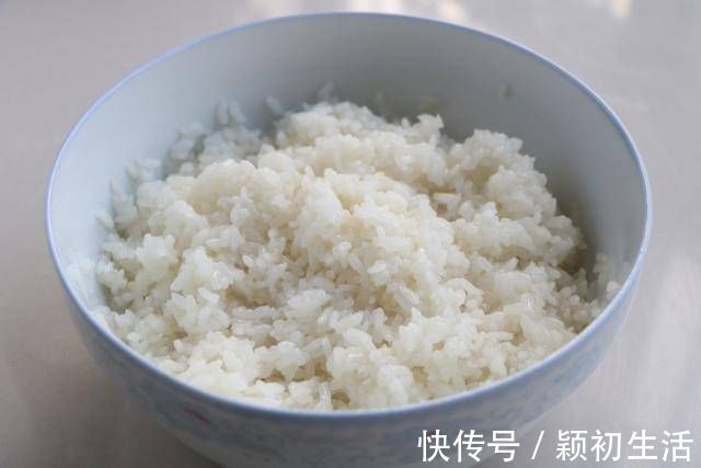糯米这样做实在是太好吃了,好吃到停不下筷子,做法再难也要吃