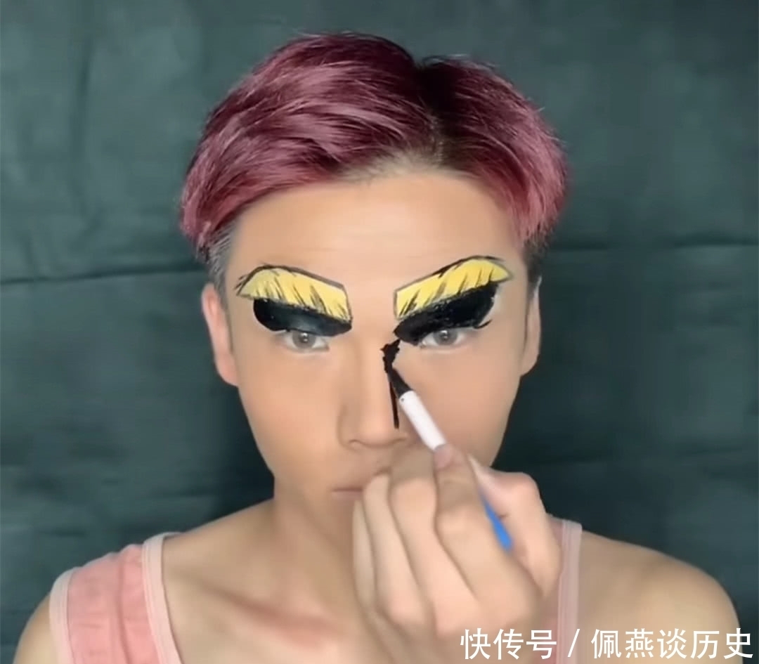 美术生“欧尔麦特”仿妆,开局:凑凑热闹,结局:这是仿脸吧!