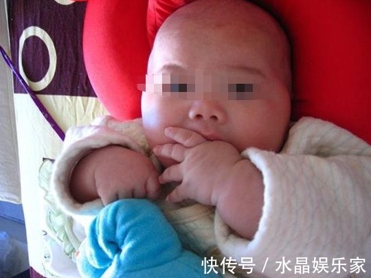 3胞胎|3胞胎成连体婴，孕妈坚持生下来，宝宝出生后医生笑了，家人泪目