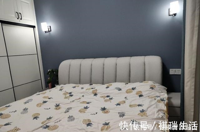 电视背景墙|新房入住一个月，入户鞋柜非常实用，不做电视墙家人很满意，晒晒！