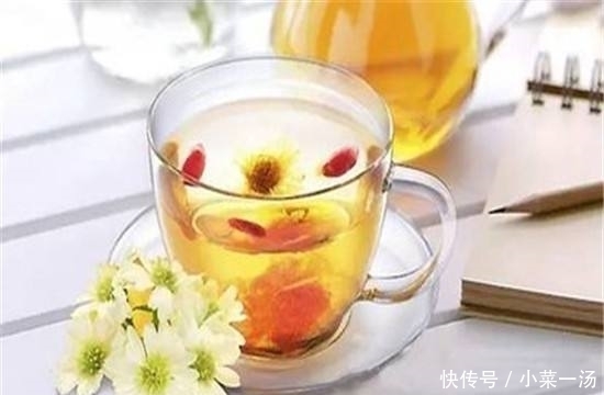 类人|枸杞子泡水喝好处多,但也有“副作用”,尤其4类人不宜饮用