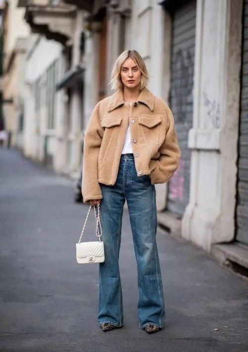 初春穿搭没灵感？快来跟街拍达人们掌握最新出街方式