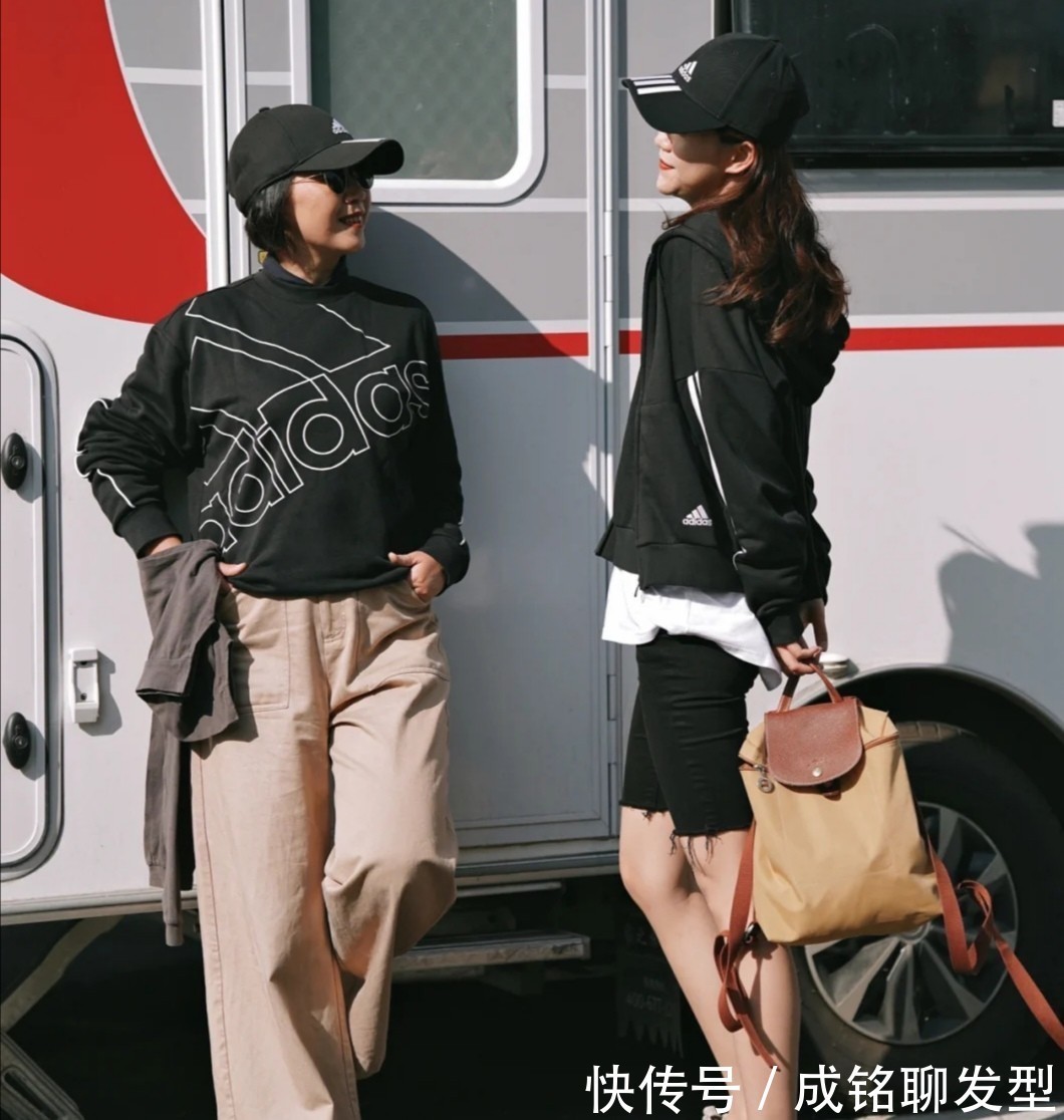 妈妈辈|这才是五十岁妈妈辈该有的装扮,端庄大气显年轻,优雅保暖又舒适