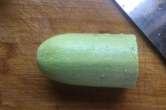 鲜蛋|70岁奶奶的鸡蛋饼秘方，3分钟学会，营养美味，再也不光顾路边摊