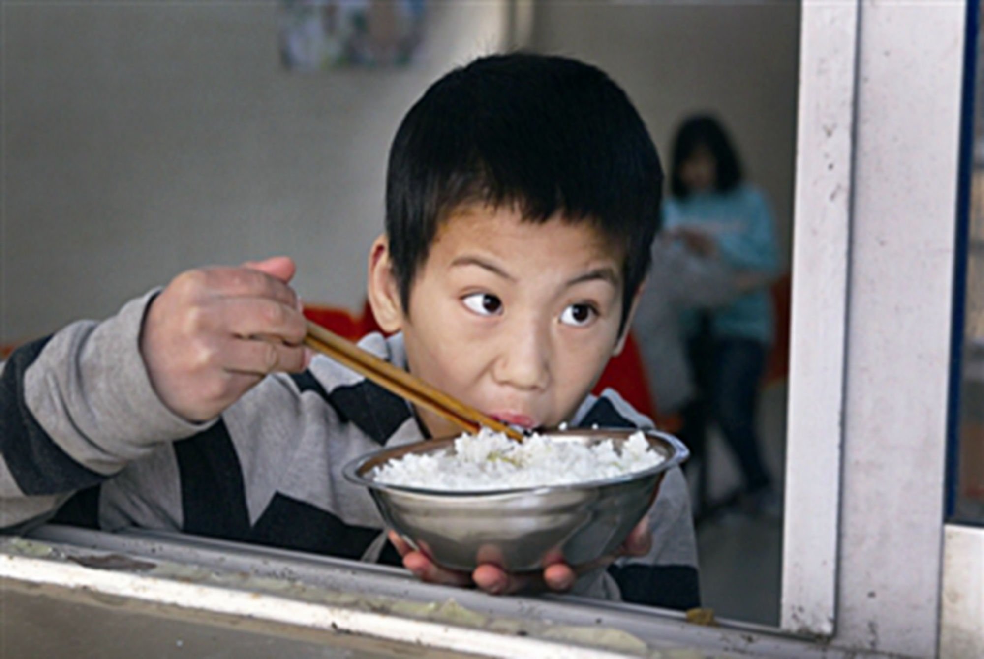 孩子|问“孩子不吃饭咋办”,答“饿Ta一顿就好了”,无知父母坑了娃