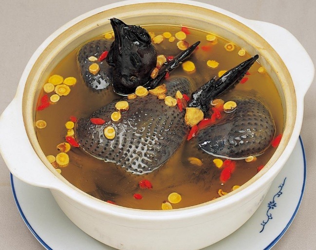 子宫|子宫决定你的“容貌”,常吃3种食物,滋补美容,温暖子宫