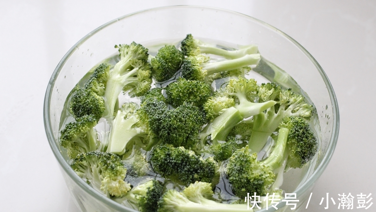 木耳|夏天太热就别炒菜了,试试做点凉拌菜,爽口开胃热量低,干吃不胖