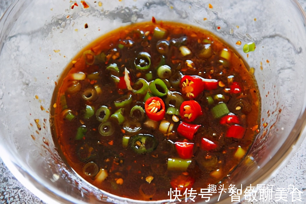 夏天|夏天到了,教你3款冰凉爽口蘸料汁做法,蘸啥都好吃,你不学吗