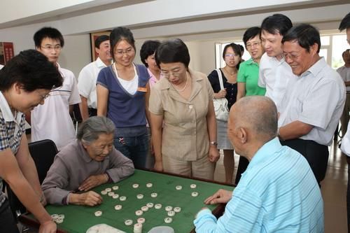 老年人|老人不想得老年痴呆,平时做好这4件事,远离痴呆!早知早好