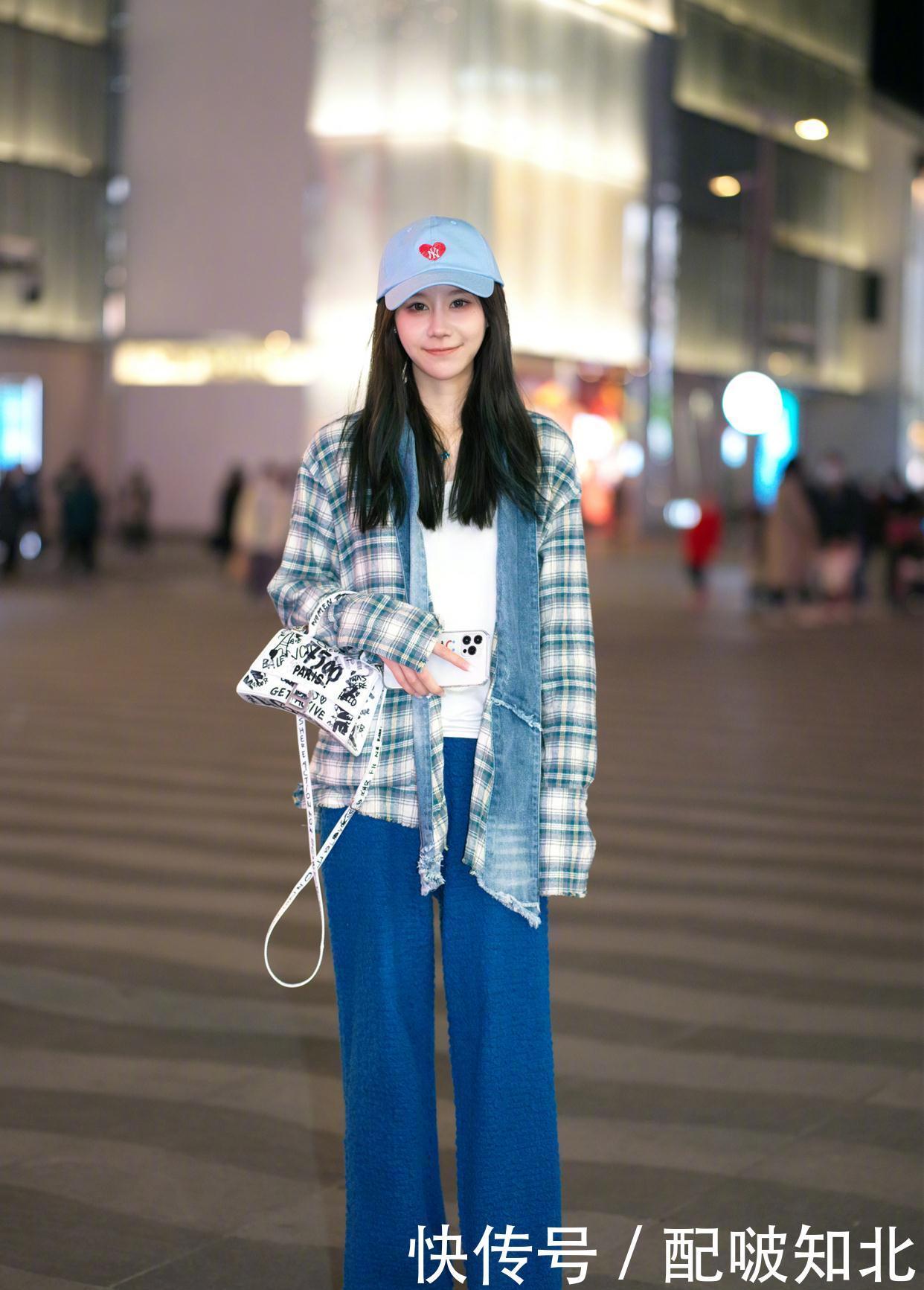 春季衣服不用多买,“5种外套”拯救单调穿搭,百搭高级显气质