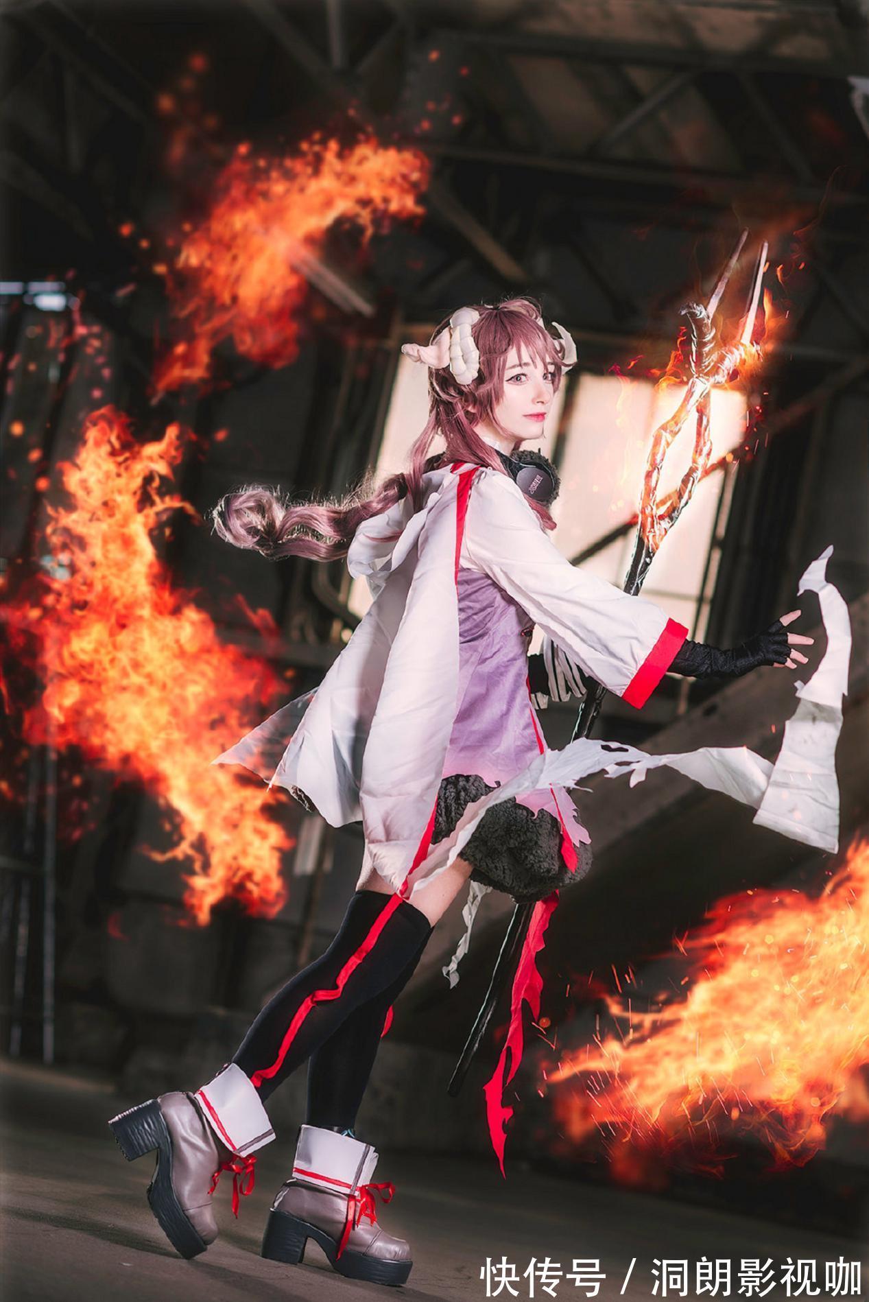 明日方舟|奥地利小姐姐还原艾雅法拉,立体的五官也可以cos软萌小绵羊