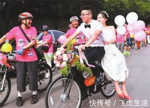 曾揚言“寧愿坐在寶馬里哭”的拜金女，10年過去，現狀讓人唏噓