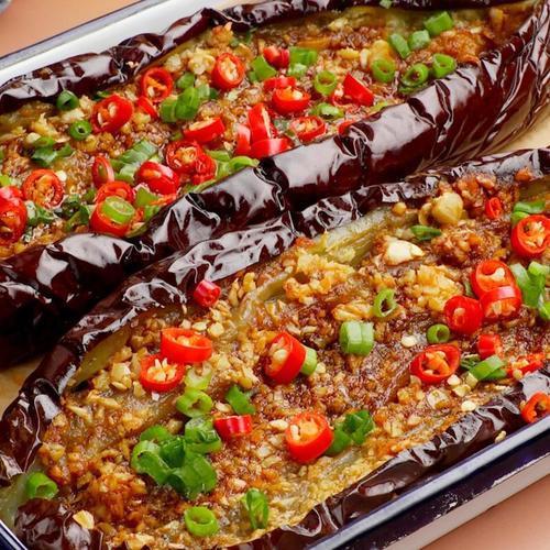 辣椒别再炒着吃了,试试这种新做法,香辣开胃,夏天凉拌烧烤必备