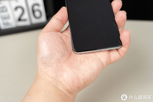 手机|真机实测！一加8T银时真·指纹收集器的终结者！