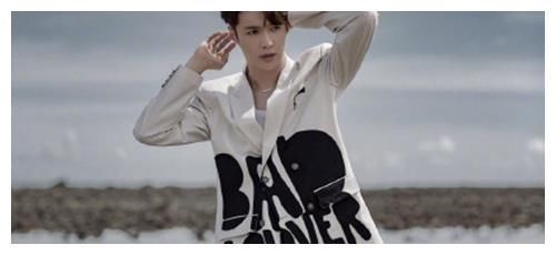 張藝興母親節(jié)給媽媽做菜 張小斐暴露媽媽王桂香的名字